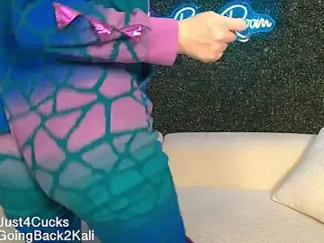 Stripchat Sex Cam of boomboomr00m