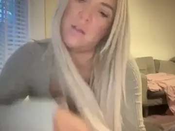 Stripchat Sex Chat of Bustyblondebabe32