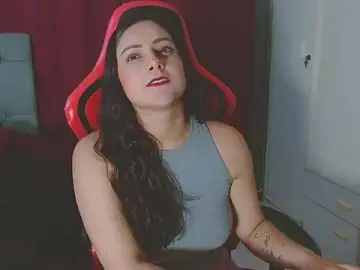 Stripchat Watch Live Sex Cams of Noamartin_