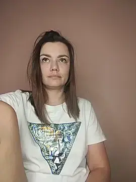 Stripchat Live Sex Cam of KrissSexi