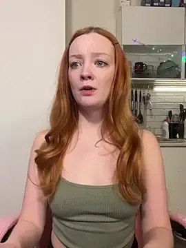 Stripchat Live Sex Cam of Radiants_two