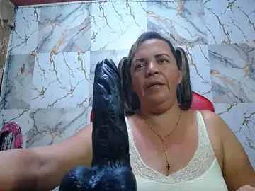 Stripchat Free Live Porn of alina_maturehot