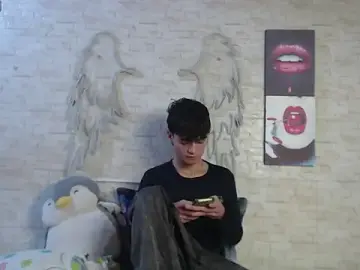 Stripchat Watch Live Sex Cams of axel_milo_kairo_and_noa