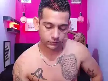 Stripchat Sex Cam of horny_destroy