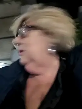 Stripchat Free Porn Cam of Merilulla