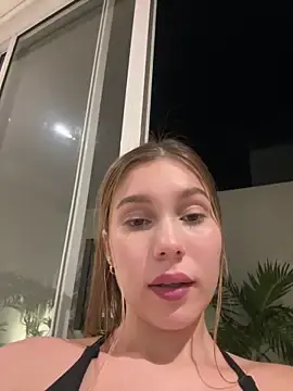 Stripchat Free Porn Cam of Nikii__