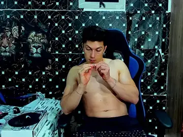 Stripchat Best Webcam of javiersexymann