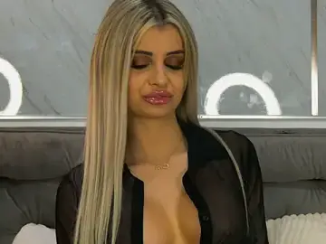 Stripchat Watch Live Sex Cams of MiaCharm