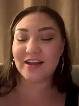 Stripchat Free Porn Cam of RosieDixx