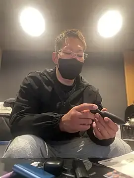 Stripchat Watch Live Sex Cams of ryuaaaaa