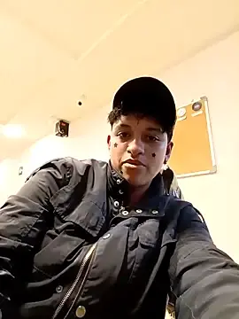 Stripchat Watch Live Sex Cams of DominickJoness