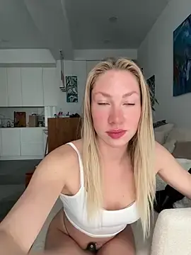 Stripchat Nude Webcam of LuisaBecker