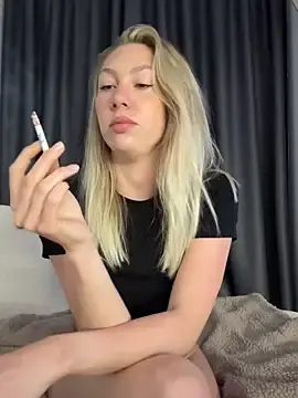 Stripchat Best live sex cam show of LuisaBecker