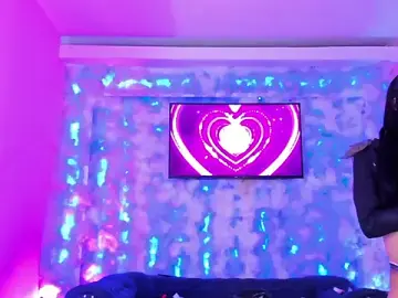 Stripchat Sex Cam of The_Hot_Ts_Dolls