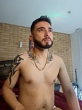 Stripchat Adult Webcams of dave_wolf7