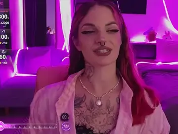 Stripchat Watch Live Sex Cams of BratzieDarsie