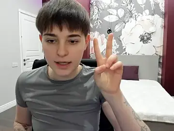 Stripchat Free Live Porn of EmiliaYours