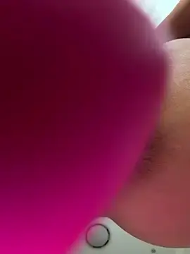 Stripchat Free Porn Cam of Hott_Lolla