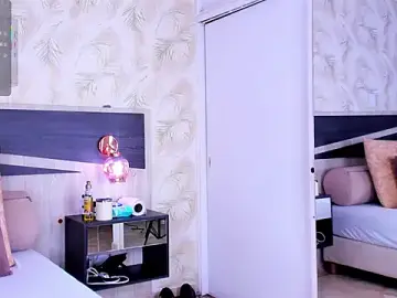 Stripchat Live Sex of Travis_lenox_