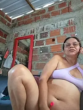 Stripchat Nude Webcam of Sweet-Hot-Sucking