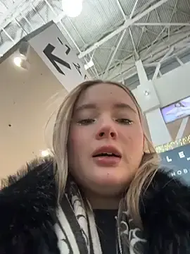 Stripchat Adult Webcams of VineraSweet