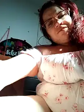 Stripchat Adult Webcam of karlythoth@xh