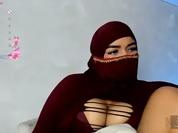 Stripchat Best live sex cam show of thaira_aly