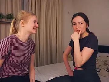 Stripchat Best live sex cam show of EllenReeves