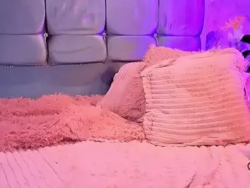 Stripchat Sex Chat of housegirl_bigcock