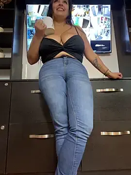 Stripchat Sex Chat of milly_cruz