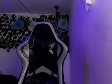 Stripchat Sex Chat of Kitty_Gang