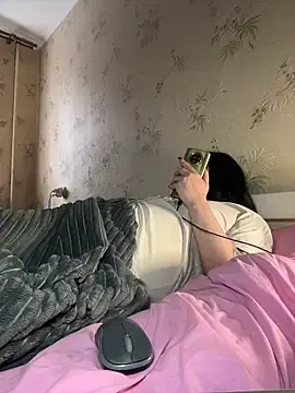 Stripchat Live Sex Cam of Naughtbaby_2025