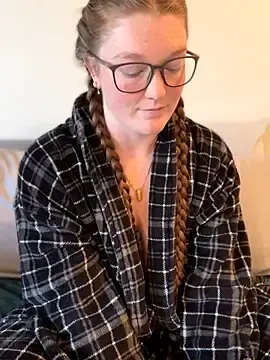 Stripchat Private Sex Chat of PussiesnCream_