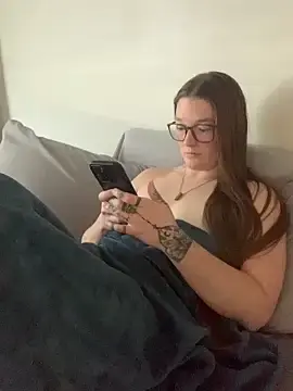 Stripchat Private Sex Chat of PussiesnCream_