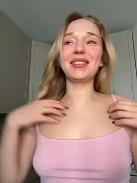 Stripchat Free Live Porn of RollDollsi