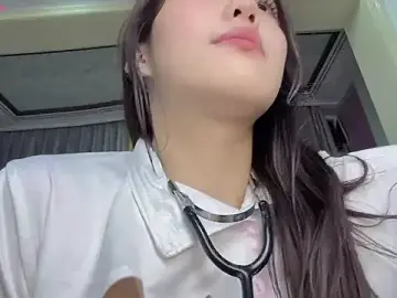 Stripchat Sex Cam of Yaya--728