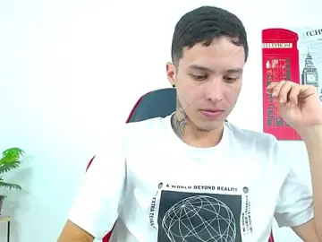 Stripchat Best live sex cam show of Cumandres18