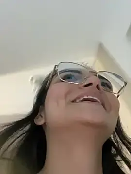 Stripchat Sex Cam of Cat2525