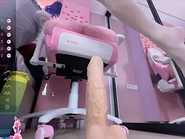 Stripchat Adult Webcam of Crystallana