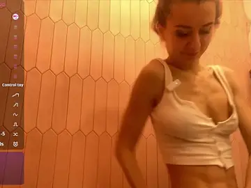 Stripchat Free Porn Cam of Crystallana