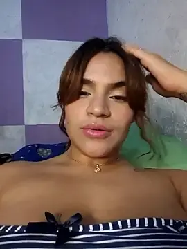 Stripchat Free Live Porn of SexyFriends_
