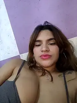 Stripchat Free Porn Cam of SexyFriends_