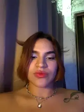 Stripchat Sex Cam of SexyFriends_