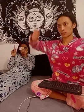 Stripchat Adult Webcams of abby_n_emily