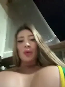 Stripchat Adult Video Chat of bunny_bicht