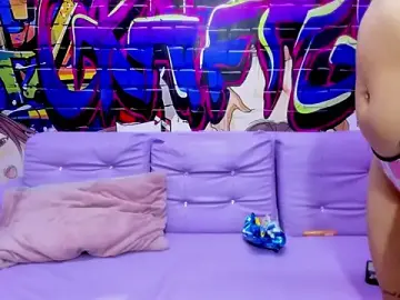 Stripchat Adult Webcams of hot-threesome