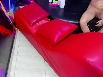 Stripchat Free Porn Cam of hot-threesome