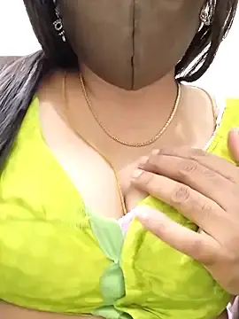 Stripchat Adult Webcam of hottamil_honey_couples