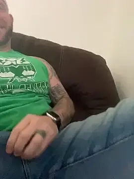 Stripchat Free Porn Cam of phattyluv89