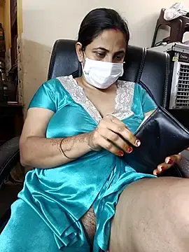 Stripchat Free Porn Cam of Madhavi_mishra